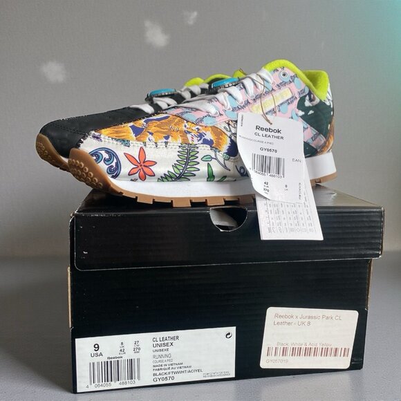 DS New Reebok Classic Leather Jurassic Park Ian Malcom 2021 Size 9 Authentic main image 5